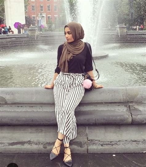 Pinterest Eighthhorcruxx Black Top Stripy Trousers Hijab Fashion