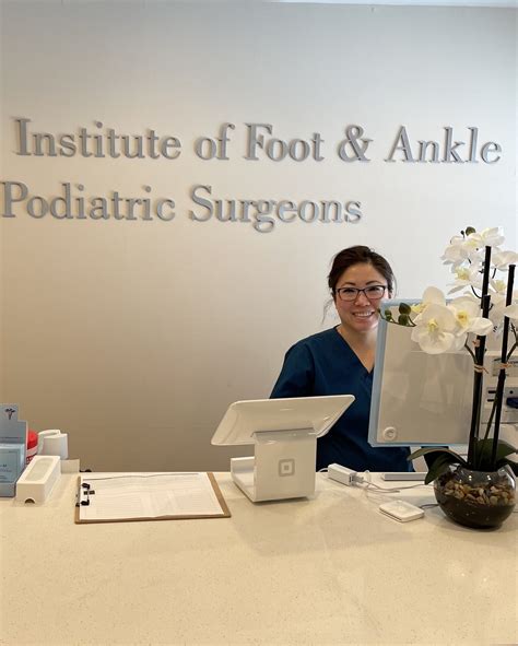 Doctors/Staff — Illinois Institute of Foot & Ankle