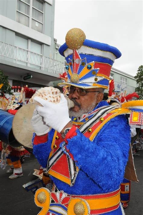 Bahamas Conch Shell Blowers Break World Record — Creative Nassau