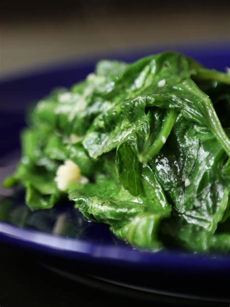 3 Easy Ways To Eat Radish Greens Easy Veggies And Popsugar Food