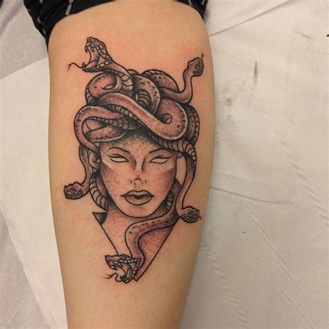 Tatuagem De Medusa Os Significados Podersos Dessa Tattoo 30 FOTOS