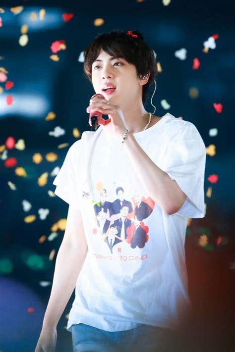 Bts Community Posts 💜진 생일 축하해 우리는 당신이 너무 보고 싶고 당신을 사랑한다는 것을 결코 잊지 않을