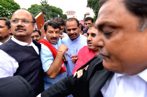 Manoj Tiwari Outside Supreme Court