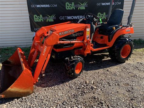 KUBOTA BX2230 SUB COMPACT UTILITY TRACTOR FRONT LOADER SEE DETAILS