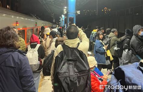 快訊／台鐵「浮洲站旅客落軌」遭自強號撞上 板橋＝樹林單線行車 Ettoday生活新聞 Ettoday新聞雲