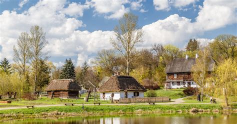 Muzeum Wsi Lubelskiej Jak Dojecha Zwiedzanie Atrakcje Podr E