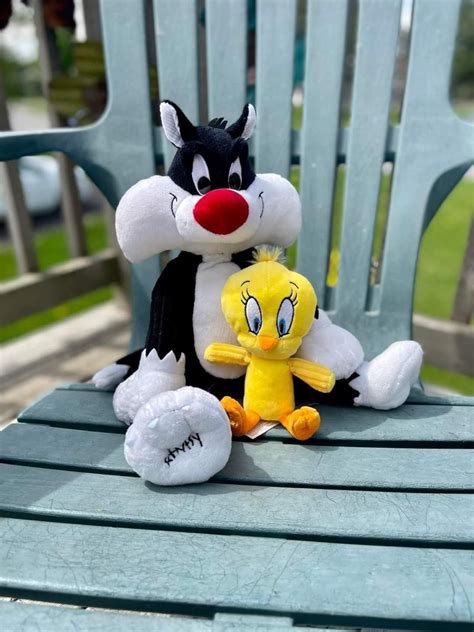 Pin By Lisa Cosby On Scentsy Looney Tunes Tweety Scentsy