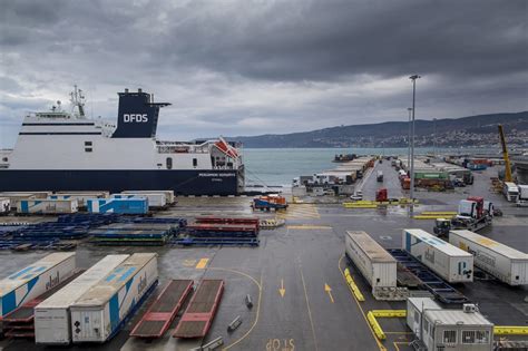 Porto Di Trieste Lo Sviluppo Del Retroporto Adriaeco