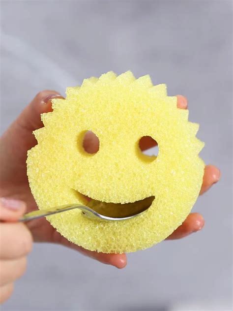 Kitchen Scrub Happy Face Sponge Scourer Smile Yellow Daddy Mommy