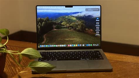 M3 MacBook Pro 14-inch review: Why you should buy this Apple laptop