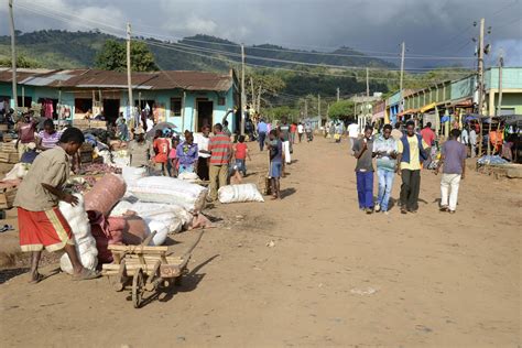 Jinka (1) | Mursi | Pictures | Ethiopia in Global-Geography