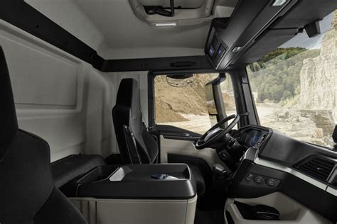 Todo Sobre El Interior De La Nueva Cabina Elevada Del Camión Man Tgx