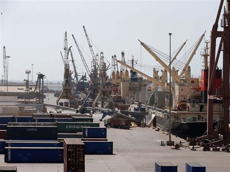 Half of UK exporters say Houthi attacks in Red Sea disrupting business – DNyuz