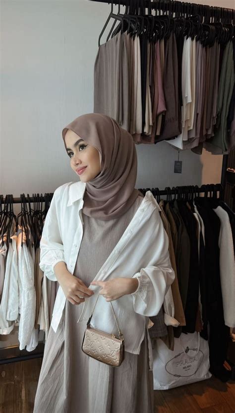 Pin By Faiz On Sashfir Instagram Hijabi Outfits Casual Everyday