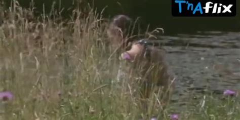 Anna Popova Bikini Scene In Odnazhdy Budet Lyubov Tnaflix