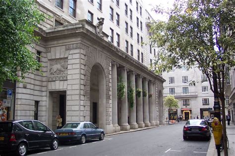 The London Ambler Walking Tour Of Mayfair Hertford Street