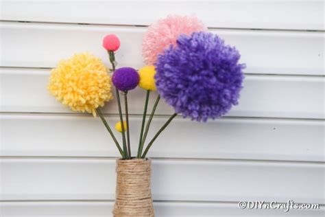 Adorable Diy Pom Pom Flowers Bouquet Decoration