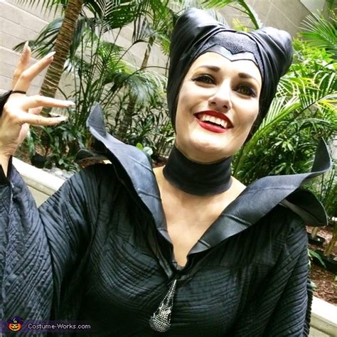 Maleficent Costume 2014 | Creative DIY Costumes - Photo 3/8