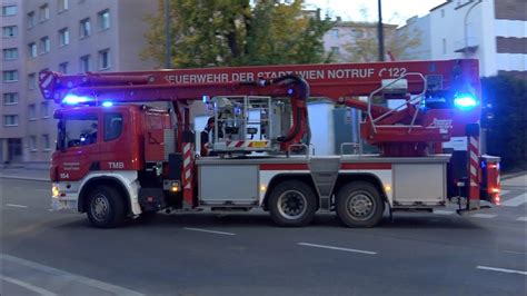 Tmb Berufsfeuerwehr Wien Auf Einsatzfahrt Youtube