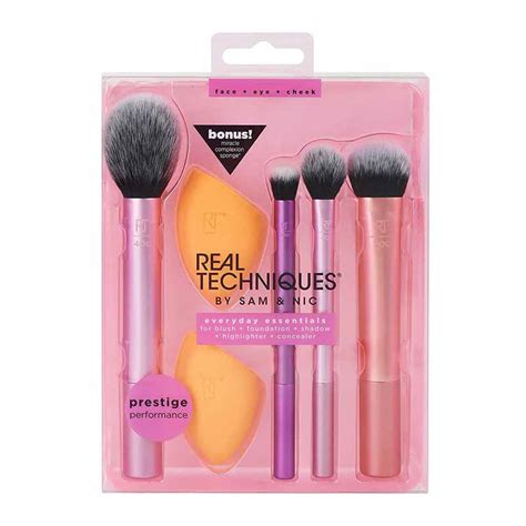 Acheter Real Techniques Everyday Essentials Set Pinceaux Eponges Au