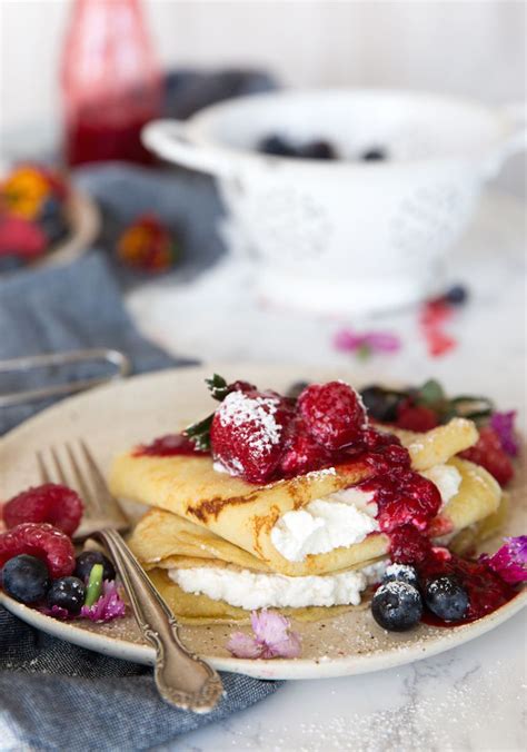 These Raspberry And Ricotta Crêpes With Fresh Berries Are The Perfect