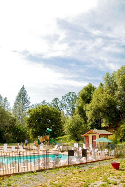 Yosemite Pines RV Resort - Where to Stay near Yosemite