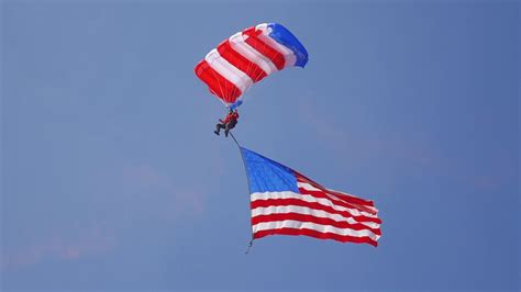 Veterans Day Parade And Parachute Jump 10 November 2018 Santa Barbara