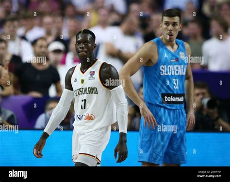 Dennis Schroder Hi Res Stock Photography And Images Alamy