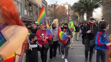 Multitudinarias Marchas Del Orgullo Gay En Latinoam Rica V Deo