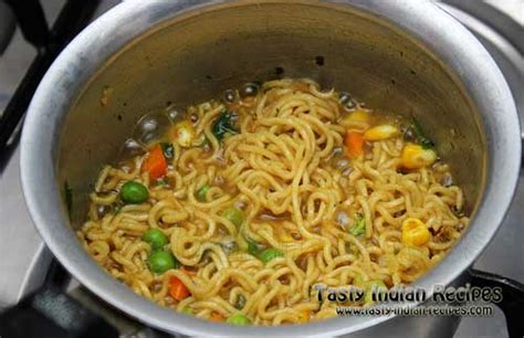 Maggi Vegetable Atta Noodles Recipe / How to make Maggi Atta Noodles