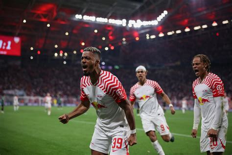 Plus Rb Leipzig Filetiert Stuttgart Nach Pausenr Ckstand