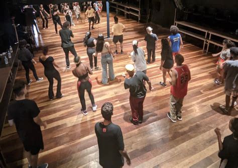 Oficina oferece residência artística gratuita de dança breaking