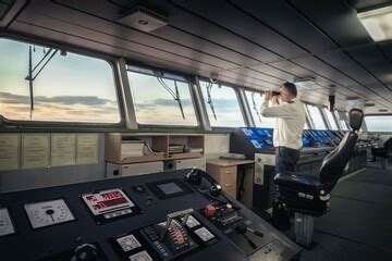 Fiche métier Marin pêcheur Missions formation qualités salaire