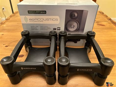 IsoAcoustics Iso L8R200 Speaker Stands