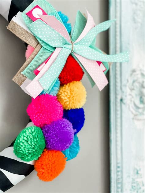 dollar tree pool noodle wreath - Re-Fabbed