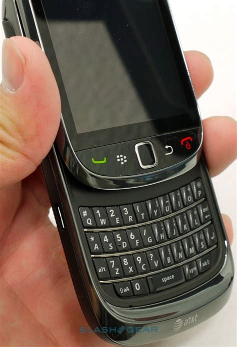 BlackBerry Torch 9800 Review - SlashGear