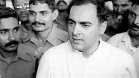 Rajiv Gandhis Death Anniversary Former Prime Ministers Life At A Glance