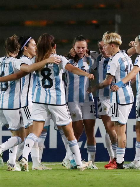 Cuánto Ganan Las Futbolistas En Argentina Infobae Stories