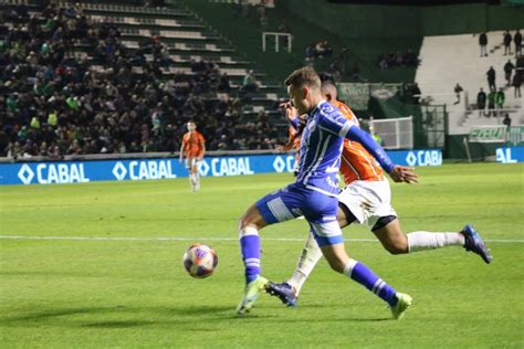 Banfield venció a Godoy Cruz y sumó tres puntos valiosos