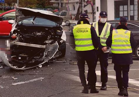 JEZIV SNIMAK PORODIČNE TRAGEDIJE U GROCKOJ Muškarac se sa ćerkom