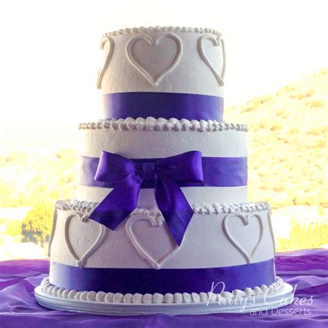 Photo of a heart wedding cake - Patty's Cakes and Desserts