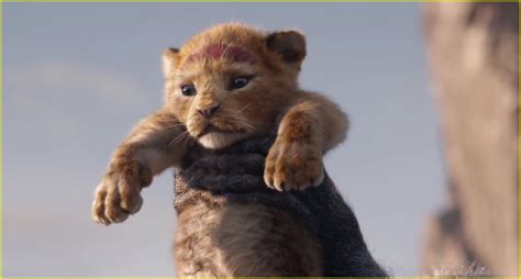 Disney S The Lion King Live Action Movie Debuts First Trailer Photo