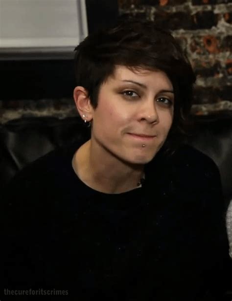 Tegan Rain Quin Banter Tegan And Sara Perfect Music Cool Hairstyles