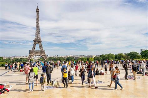 What You Need To Know About Visiting The Eiffel Tower