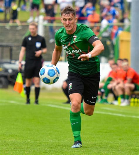 Glentoran Vs Rangers B 17 Lensdump