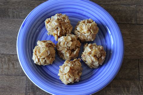 Kara's Creative Place: Chewy Peanut Butter Balls
