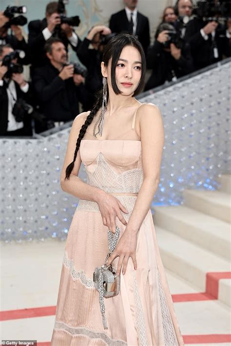 Met Gala South Korean Actress Song Hye Kyo Stuns In Satin Fendi