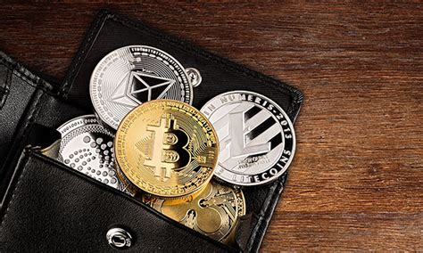 What is a Bitcoin Wallet and What are Private Keys?