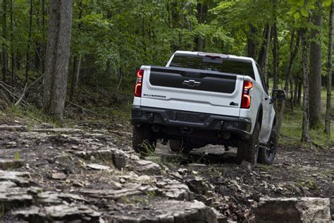 Chevrolet Silverado Zr Bison Gmc Canyon At X Road Tests