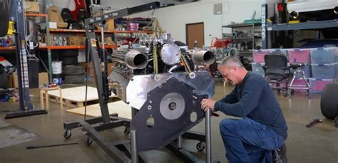 Heavy Rotation: Deconstructing a 5,000HP 12 Rotor Rotary Engine